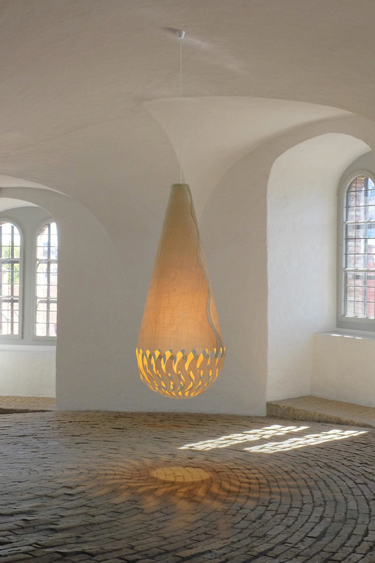 Toverdesign-David-Trubridge-Baskets-of-Light-Wave-room-white